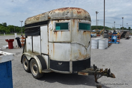 2 Horse Trailer - No Title