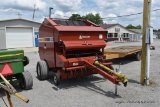Hesston 814 Round Baler