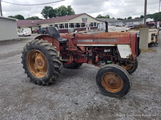 International 354 Gas Tractor