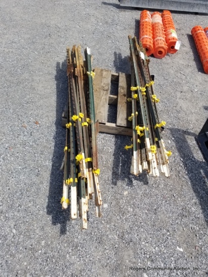 Approx. 20 T-posts