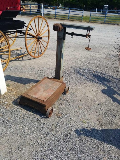 Fairbanks Feed Scale W/ Weights