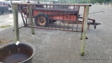 Hay Feeder