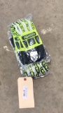 2 Pair Gloves