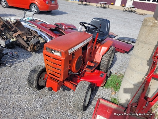 Wheel Horse C-121 W / Deck & Blade