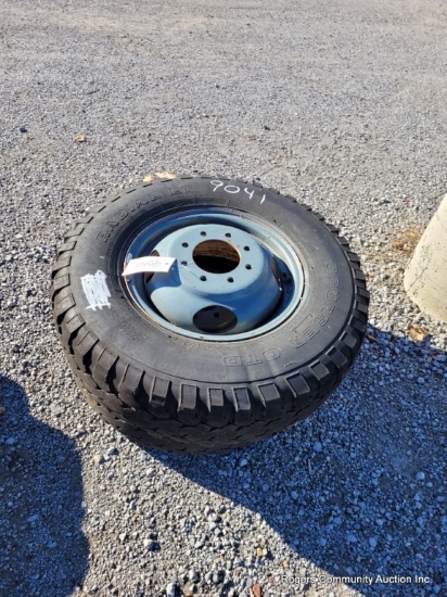 2 Tires And Wheels - Lt235/85 R16