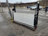 Waltco Mdl 30 Lift Gate 3000 Lb Cap W/controls