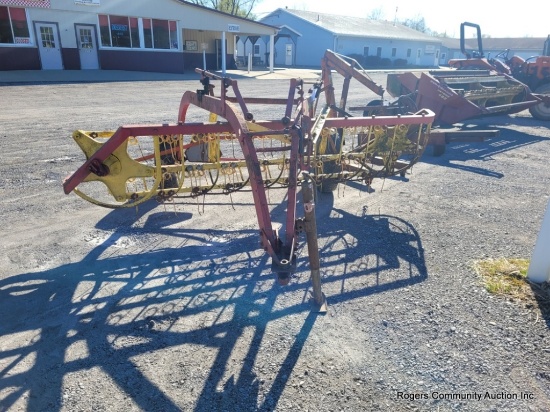 New Holland 55 Hay Rake