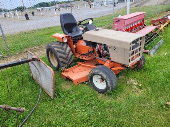 Simplicity 9020 Garden Tractor