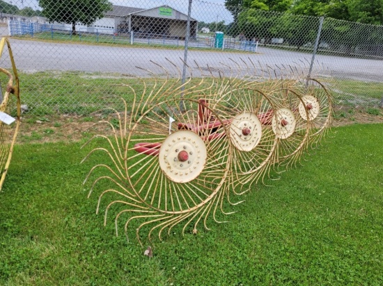 4 Wheel 3pt Hay Rake