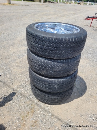 4 - 22" Tires On Akuza Wheels