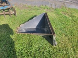 Tomahawk Stump Bucket