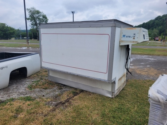 9' Reefer Truck Box W/ Thermo King Reefer