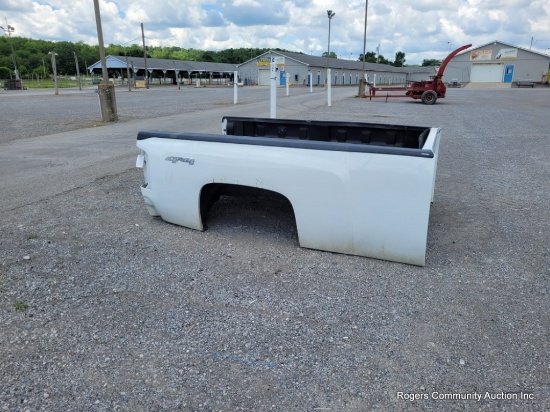 8' Chevy Truck Bed W/ Tailgate