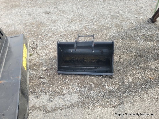 Quick Attach Excavator Bucket For Bobcat E32 / E35