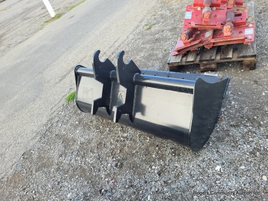Quick Attach Excavator Bucket