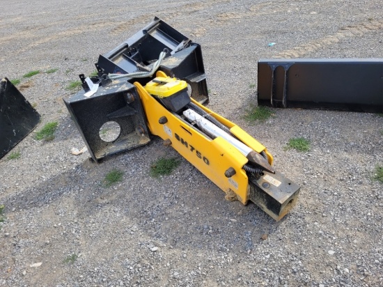 Sh750 Breaker Attachment W/ 1 Bit