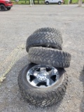 4 - Lt275/65r20 Tires W/ Xd Wheels