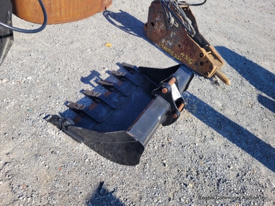 36" Excavator Bucket