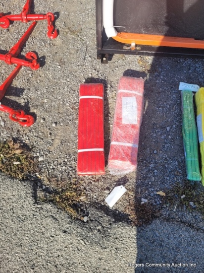 2 Red Slings