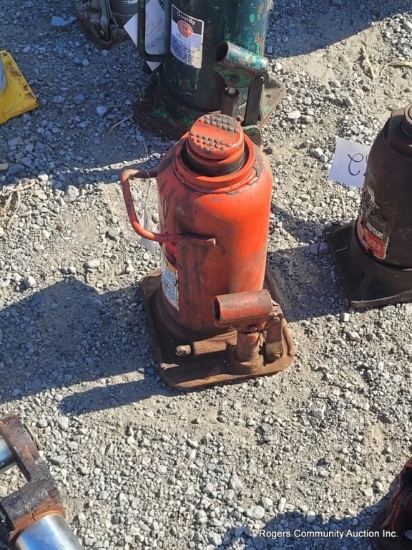 Bottle Jack