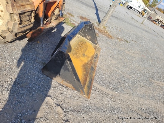 72" Skid Loader Bucket