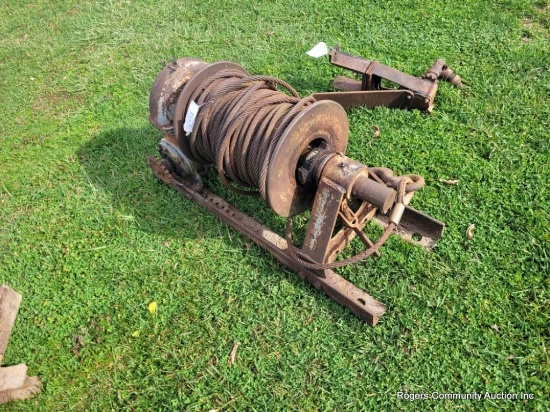 Large Heavy Winch - Approx. 20 Ton W/ Cable