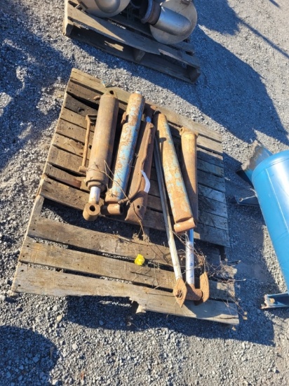 Hydraulic Cylinders