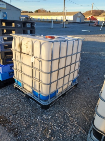 275 Gal Tote W/ Cage