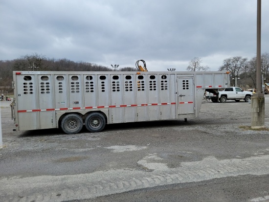 Wilson 2002 24ft All Aluminum Stock Trailer