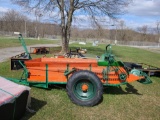 New Idea Ground Drive Manure Spreader