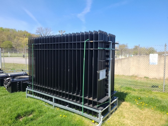 24pcs - 10' x 7' Garden / Public Space Fence