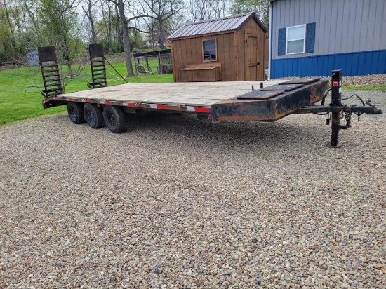 2020 Tri Axle Trailer 20' x 4' Beaver Tail