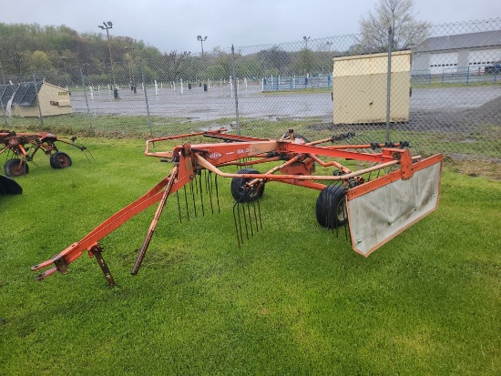 Kuhn GA3200GT Rotary Hay Rake
