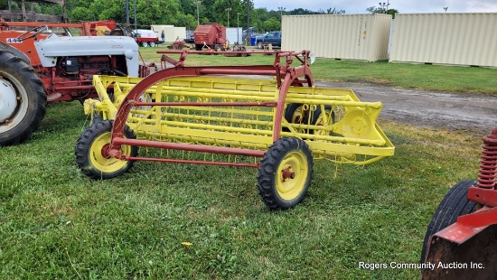 New Holland 256 Hay Rake