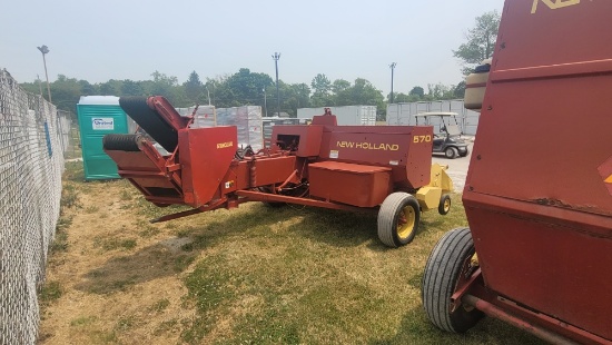 New Holland 570 Square Baler