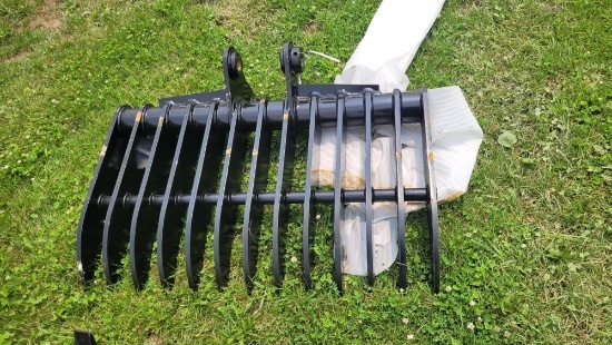 Landhero 44" Excavator Rake - Fits: CAT 305 / 306