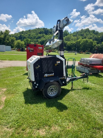 2017 Allmand Nite-Lite V-Series Light Plant w/ Generator