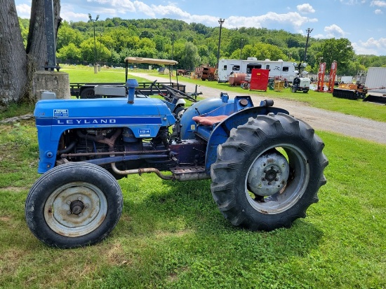 Leyland 154 Tractor Good Rubber- 3 Pt