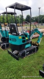 AGT QH12 Mini Excavator