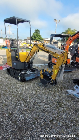AGT QH12 Mini Excavator