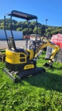 AGT QH12 Mini Excavator