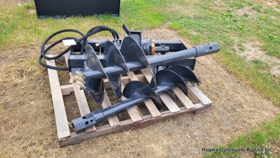 Wolverine Auger Attachment w/ 2 Bits