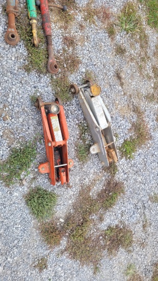 2 Jacks
