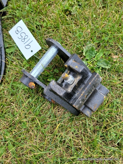 Mini Excavator Quick Hitch Attachment