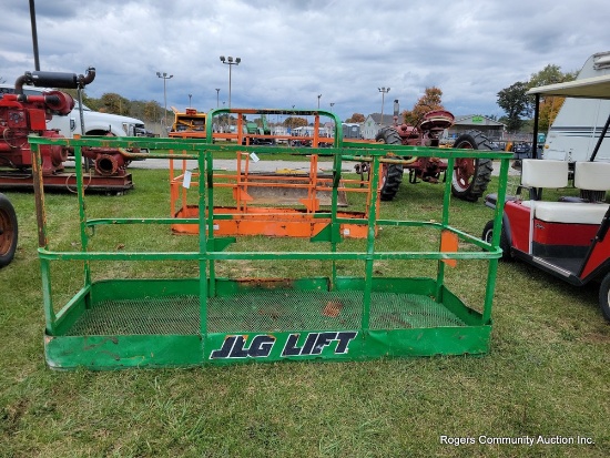 Green JLG Manlift Basket