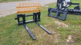 LandHonor 3500lb Fork Attachment