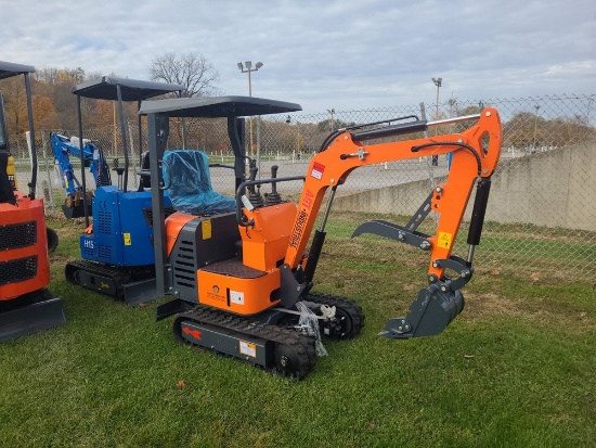 AGT L12 Mini Excavator w/ 13.5 HP engine - Orange