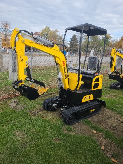 AGT QH12 Mini Excavator w/ 13.5 HP engine - Yellow