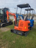 AGT H15 Mini Excavator w/ 15 HP engine - Orange