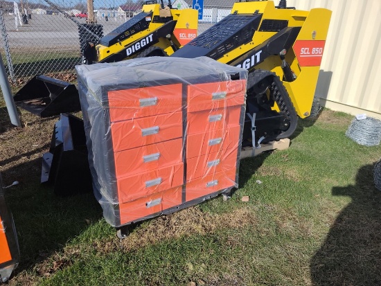 Diggit Work Bench on Wheels